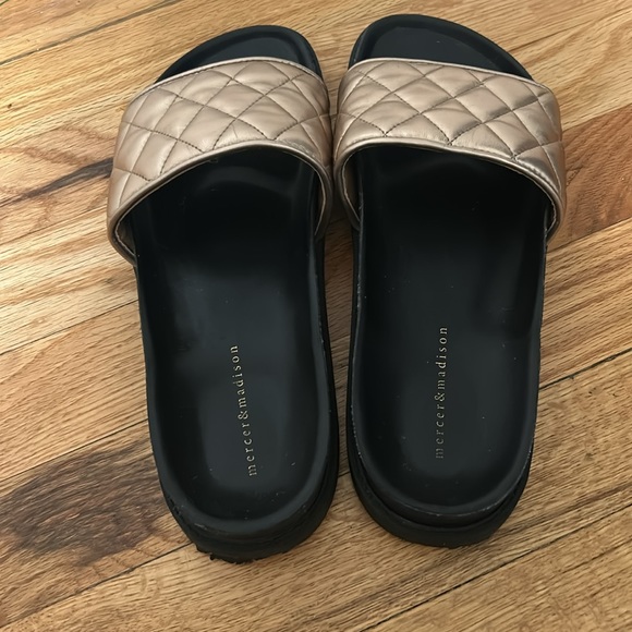 Mercer & Madison Slide - Picture 3 of 4